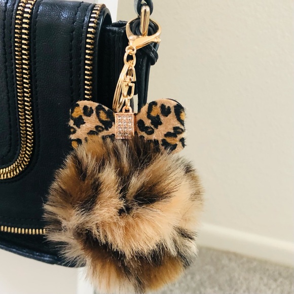 Leopard Print Fur Keychain Bag Charm Accessory - Picture 3 of 3